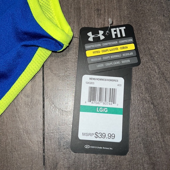 NWT Men’s Under Armour workout shirt - Picture 2 of 4